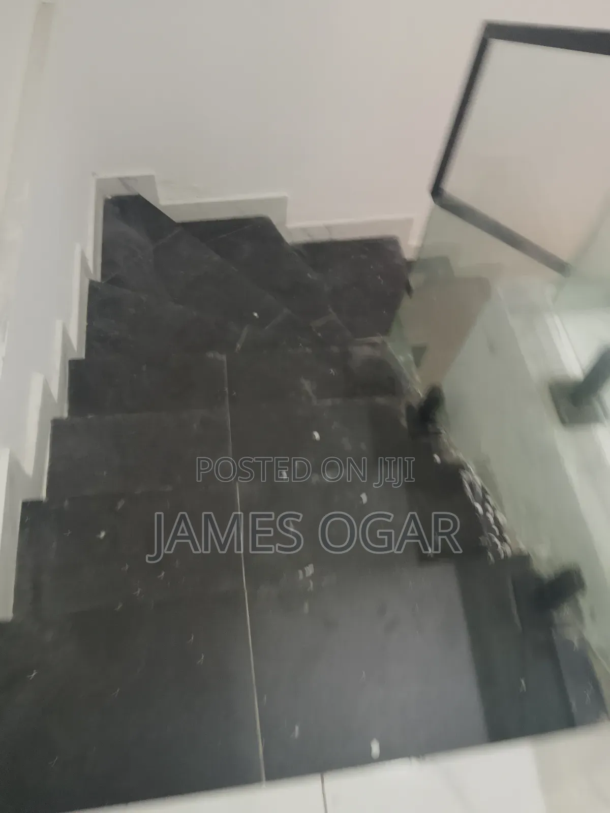 4bdrm Duplex in Orchid Road, Chevron for rent in Chevron
