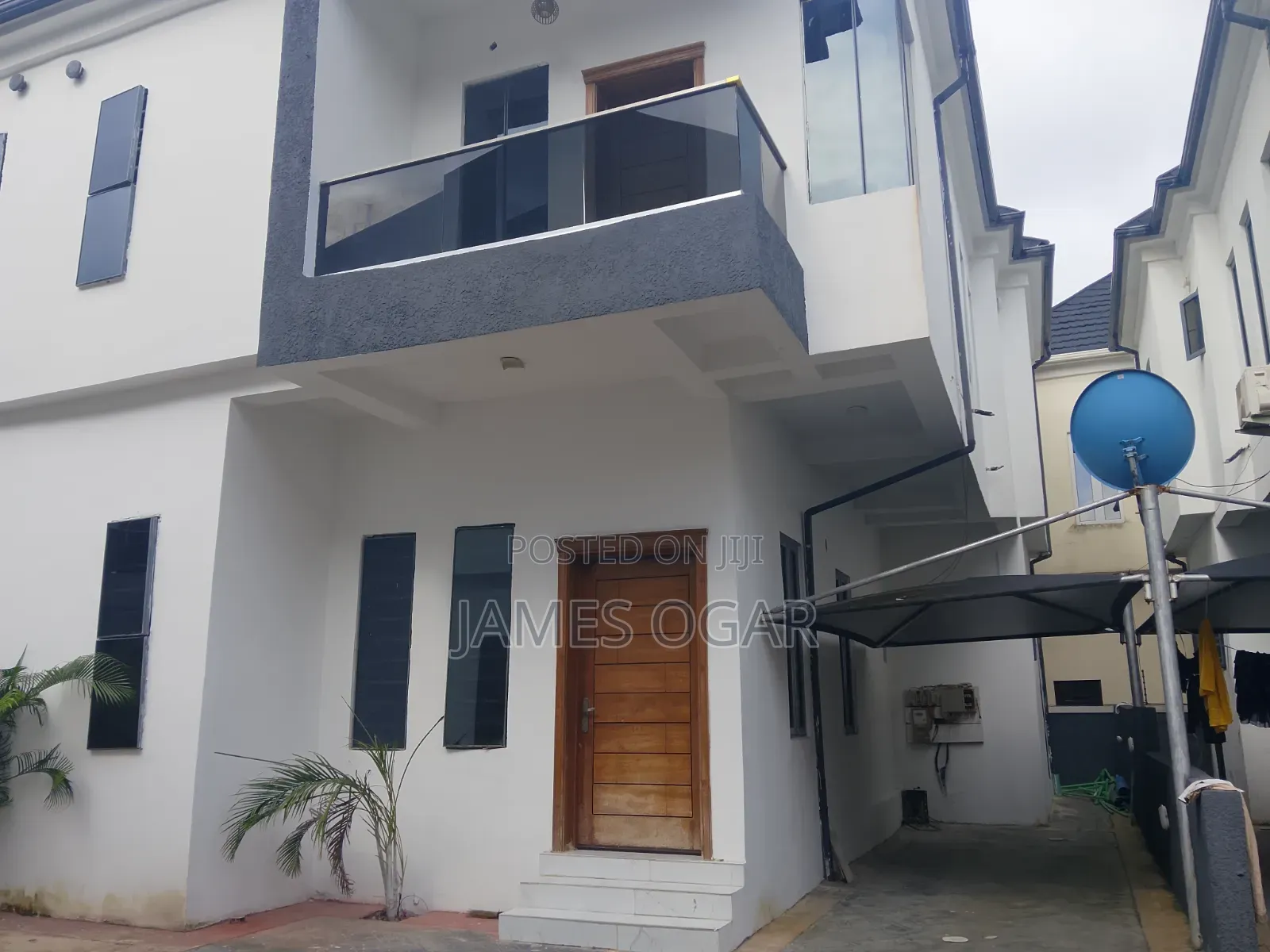 4bdrm Duplex in Orchid, Chevron for rent in Chevron
