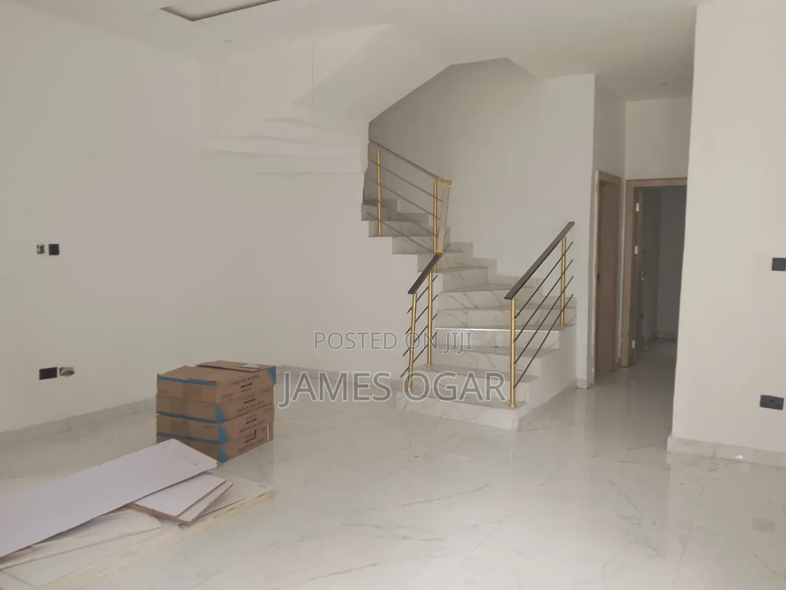 4bdrm Duplex in Orchid, Chevron for rent in Chevron