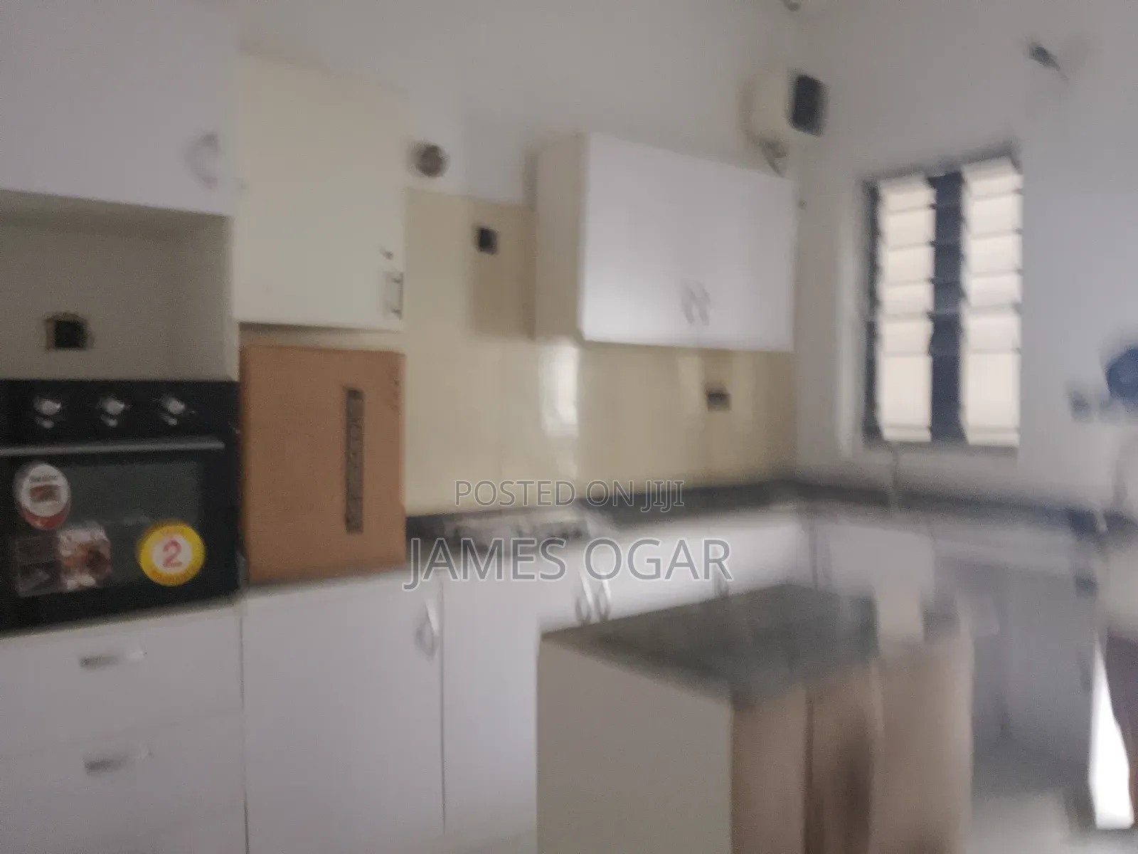 4bdrm Duplex in Orchid, Chevron for rent in Chevron