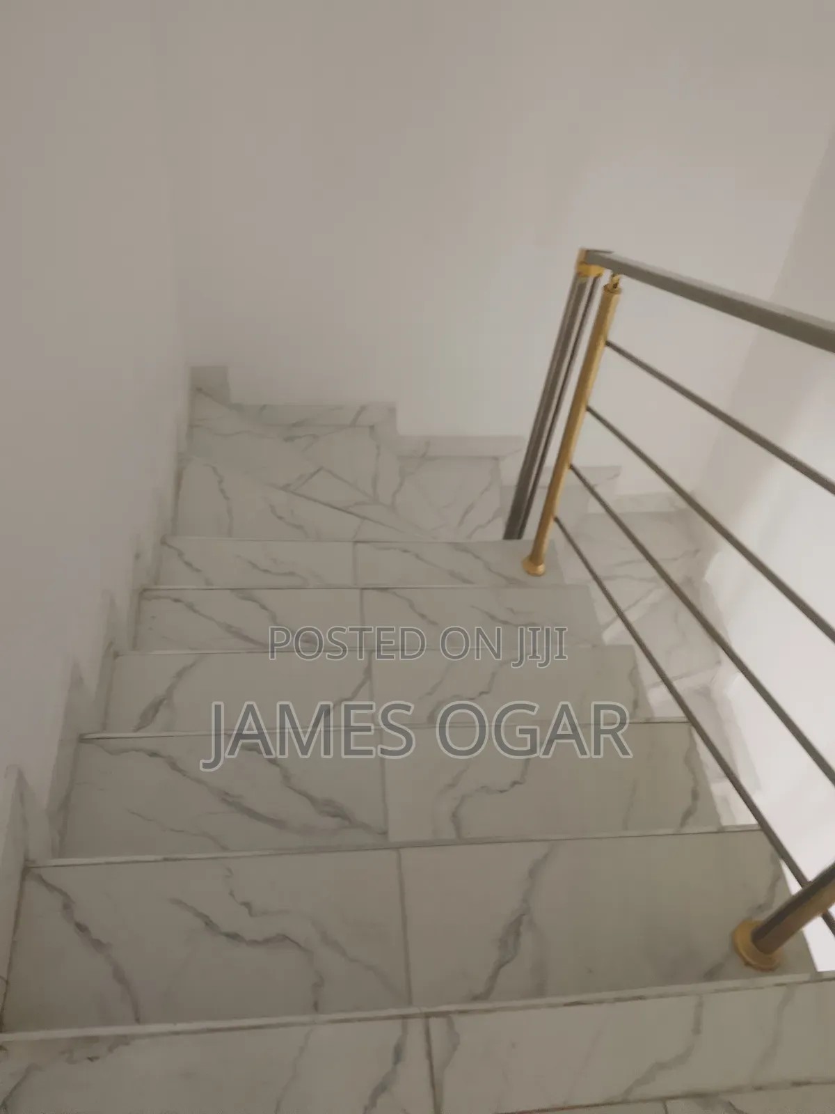 4bdrm Duplex in Orchid, Chevron for rent in Chevron