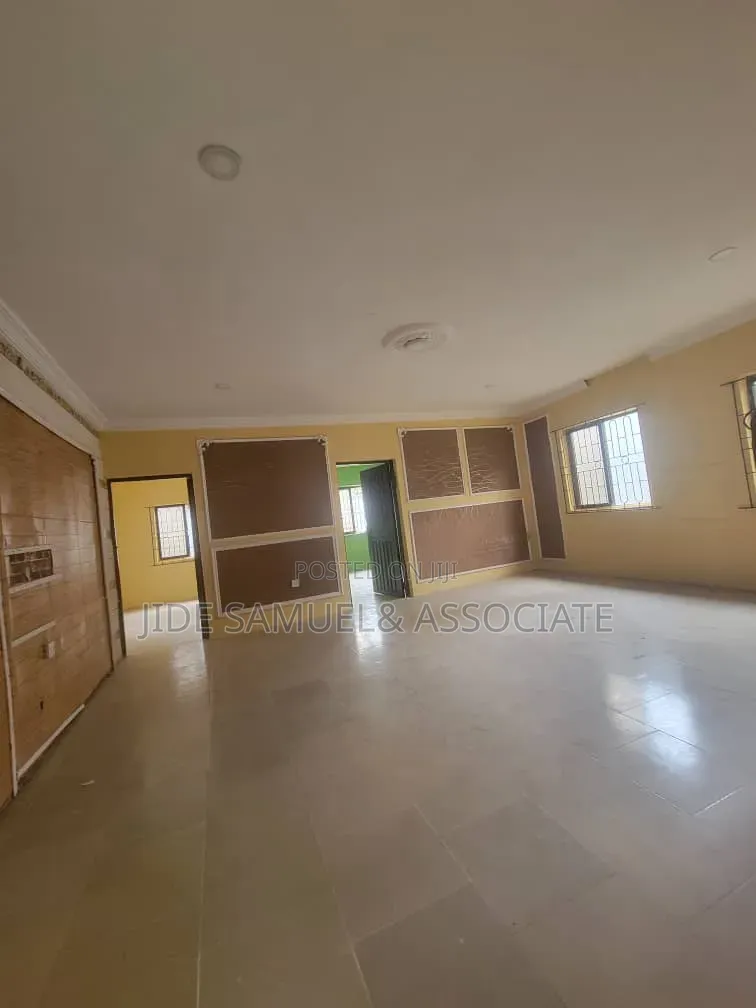 Furnished 3bdrm Block of Flats in Ayobo for rent in Ayobo