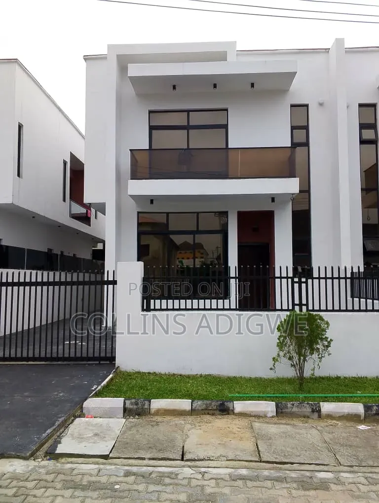4bdrm Duplex in Sangotedo Ajah for sale in Sangotedo