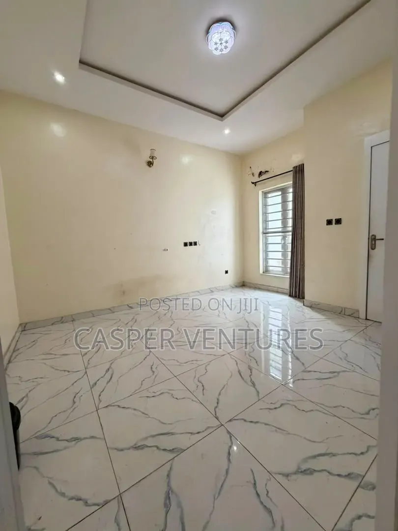 1bdrm Shared Apartment in Van Daniel'S Estate, Lekki Phase 2 for rent in Lekki Phase 2