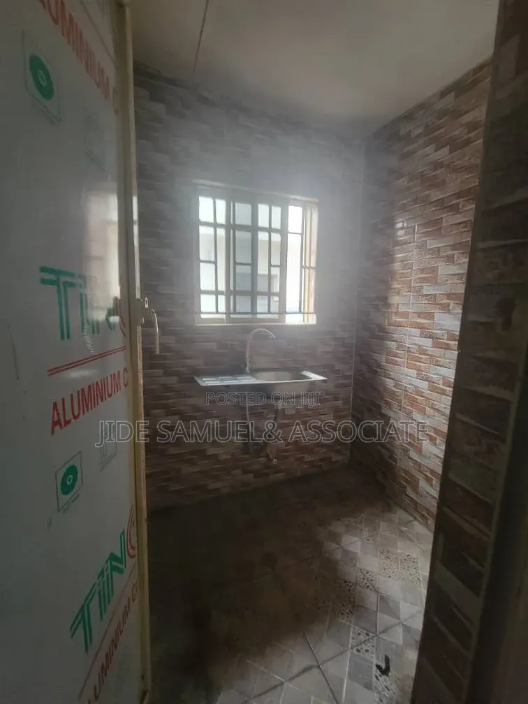 Furnished 1bdrm Apartment in Ayobo for rent in Ayobo