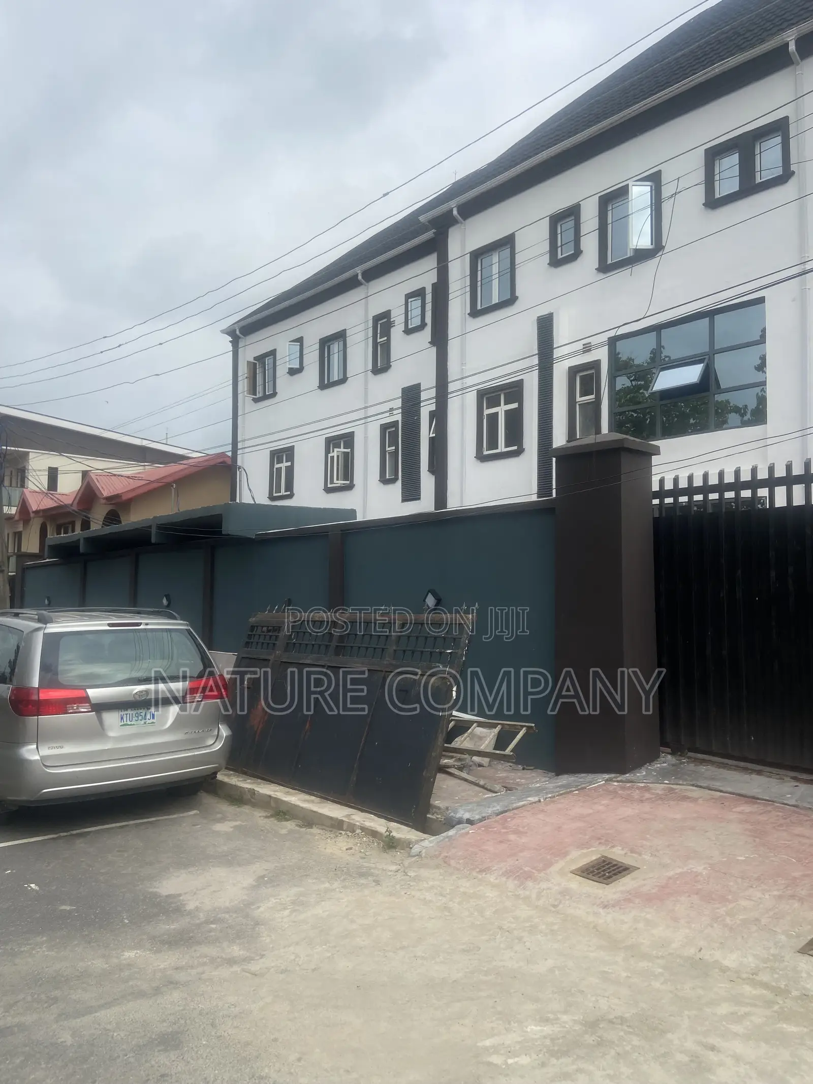 3bdrm Block of Flats in Magodo Isheri Gra for rent in Magodo Isheri
