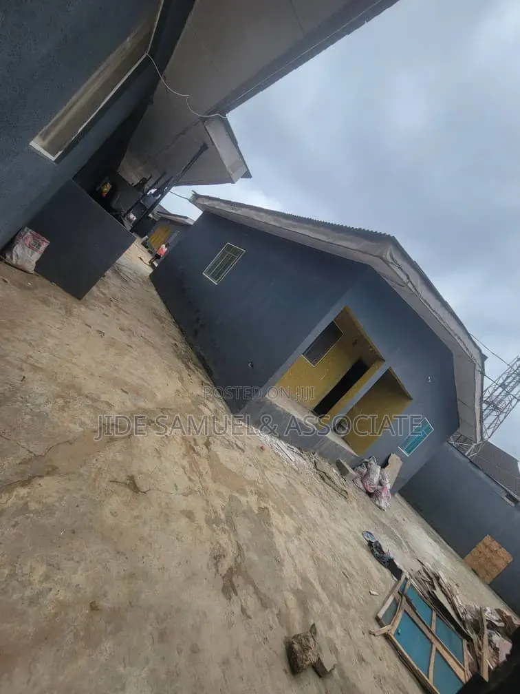 Furnished 2bdrm Block of Flats in Ayobo for rent in Ayobo