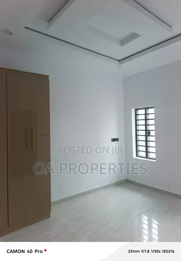 2bdrm Block of Flats in Kolapo Ishola Gra for rent in Ibadan