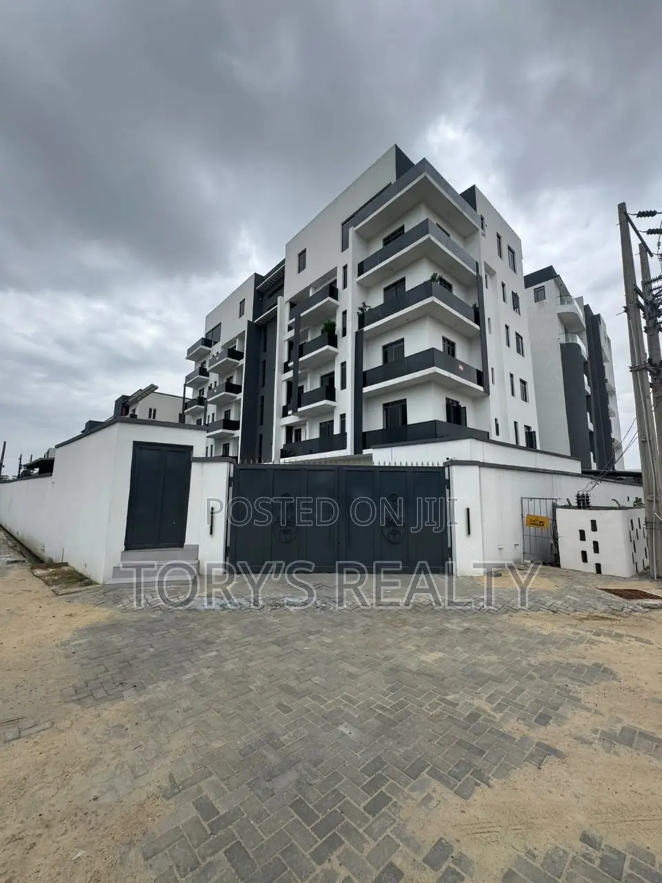 2bdrm Apartment in Ikate for sale in Ikate