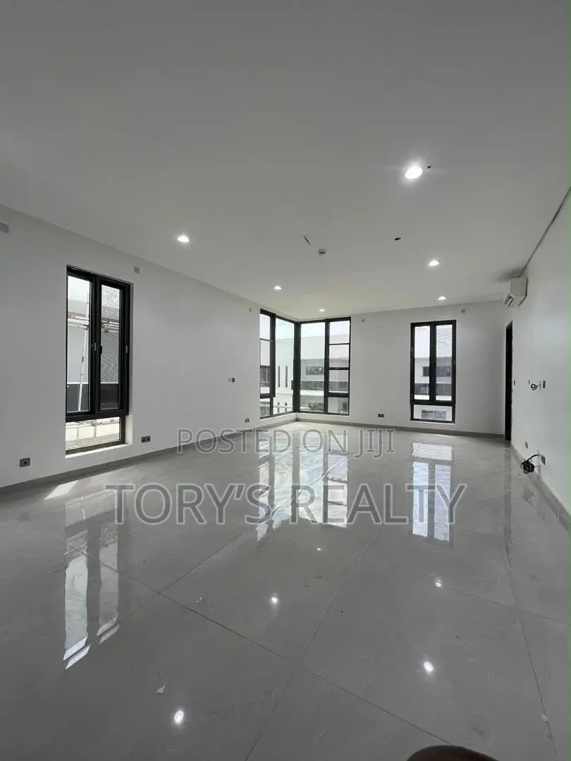 6bdrm Duplex in Old Ikoyi for sale in Old Ikoyi