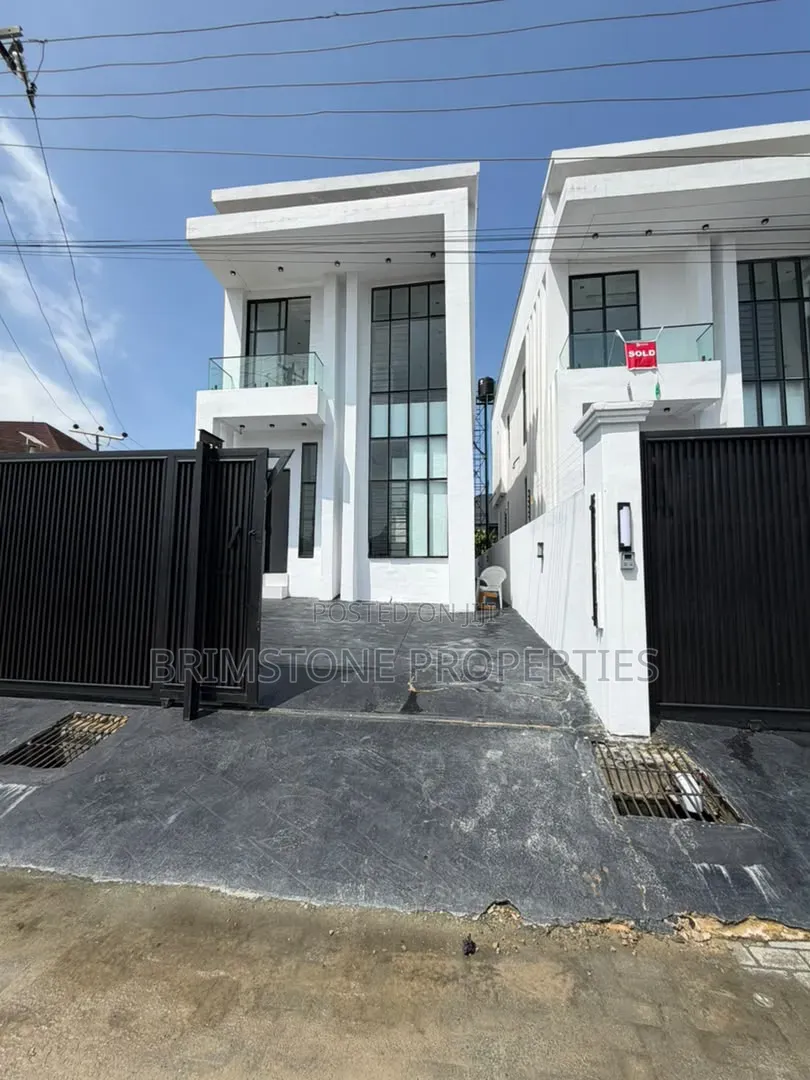 Furnished 4bdrm Duplex in VGC / Ajah for sale in VGC / Ajah