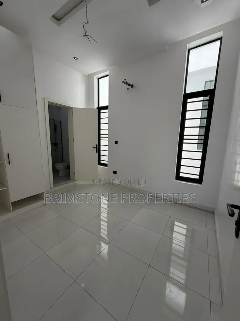 Furnished 4bdrm Duplex in VGC / Ajah for sale in VGC / Ajah