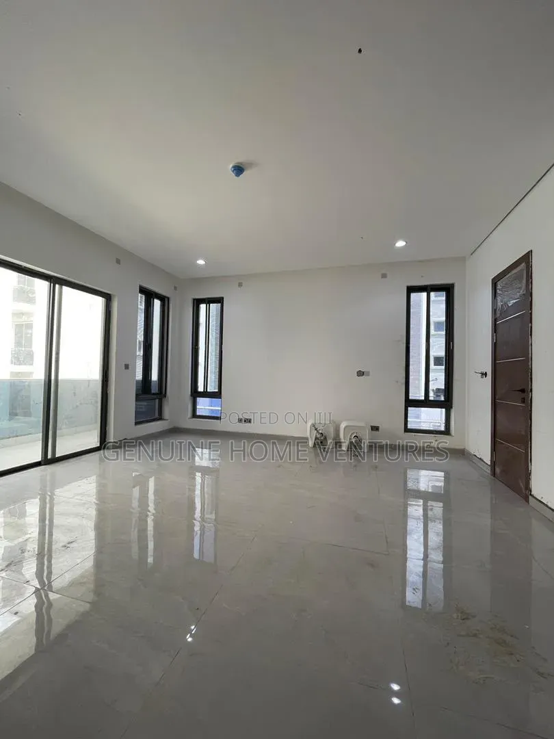 6bdrm Duplex in Awolowo Road for sale in Awolowo Road