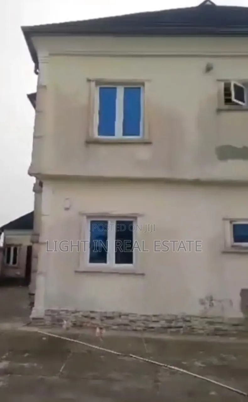 8bdrm Block of Flats in Lekki Phase 1 for sale in Lekki Phase 1