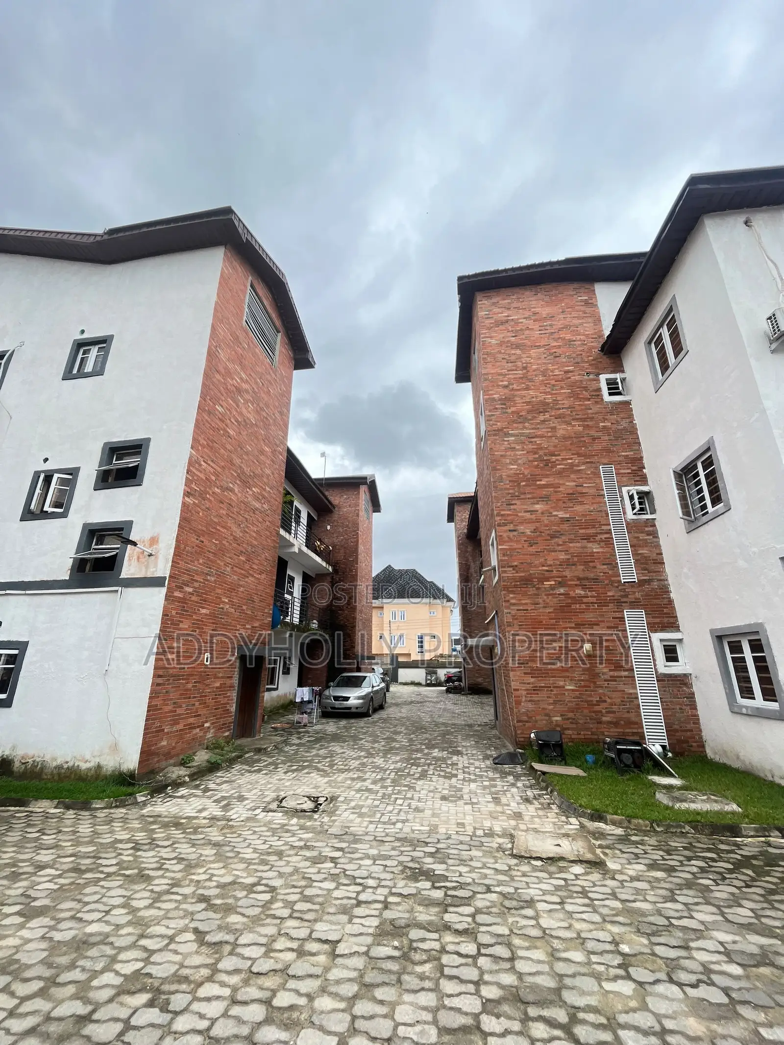 2bdrm Apartment in Ikota for sale in Ikota