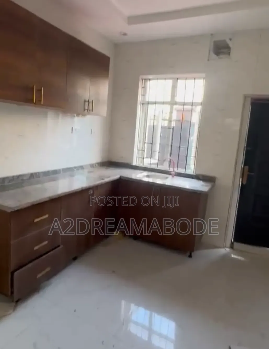 3bdrm Apartment in Magodo, GRA Phase 1 for rent in GRA Phase 1