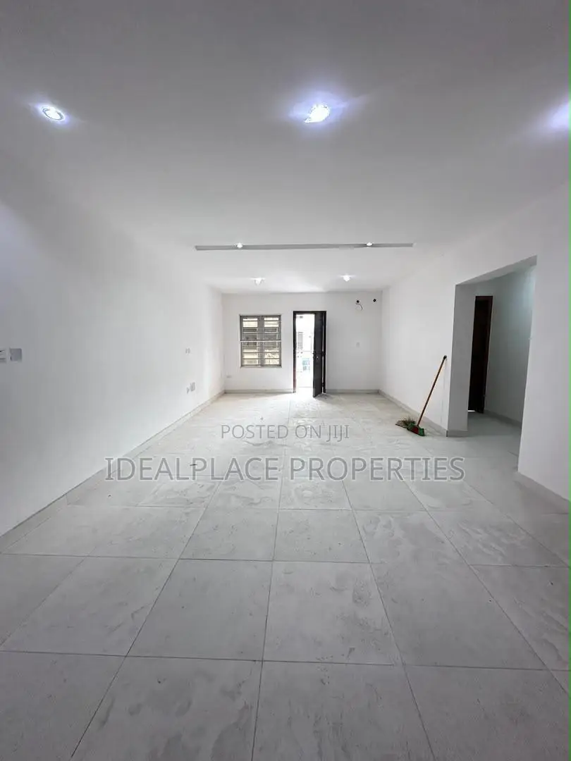 2bdrm Apartment in Lekki Phase 1 for rent in Lekki Phase 1