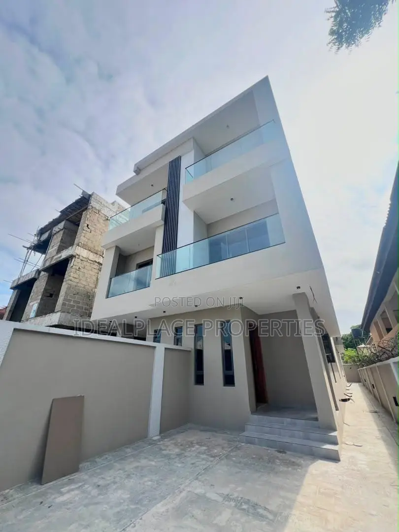 5bdrm House in Lekki Phase 1 for sale in Lekki Phase 1