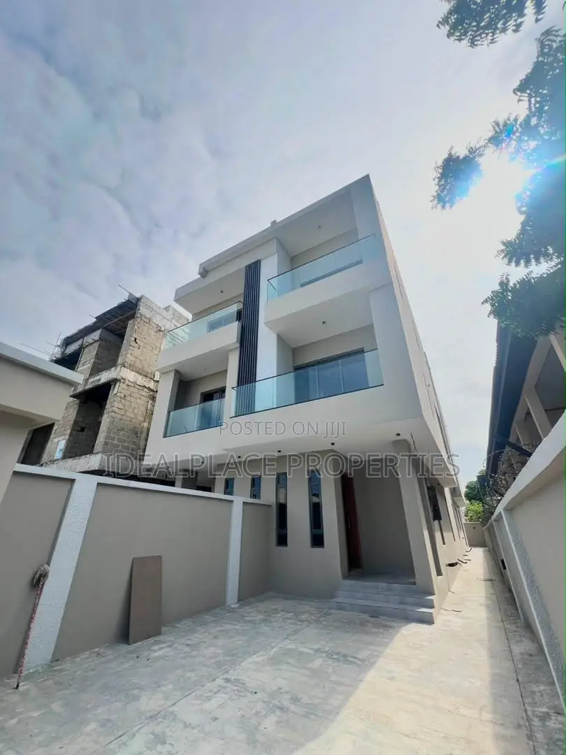 5bdrm House in Lekki Phase 1 for sale in Lekki Phase 1