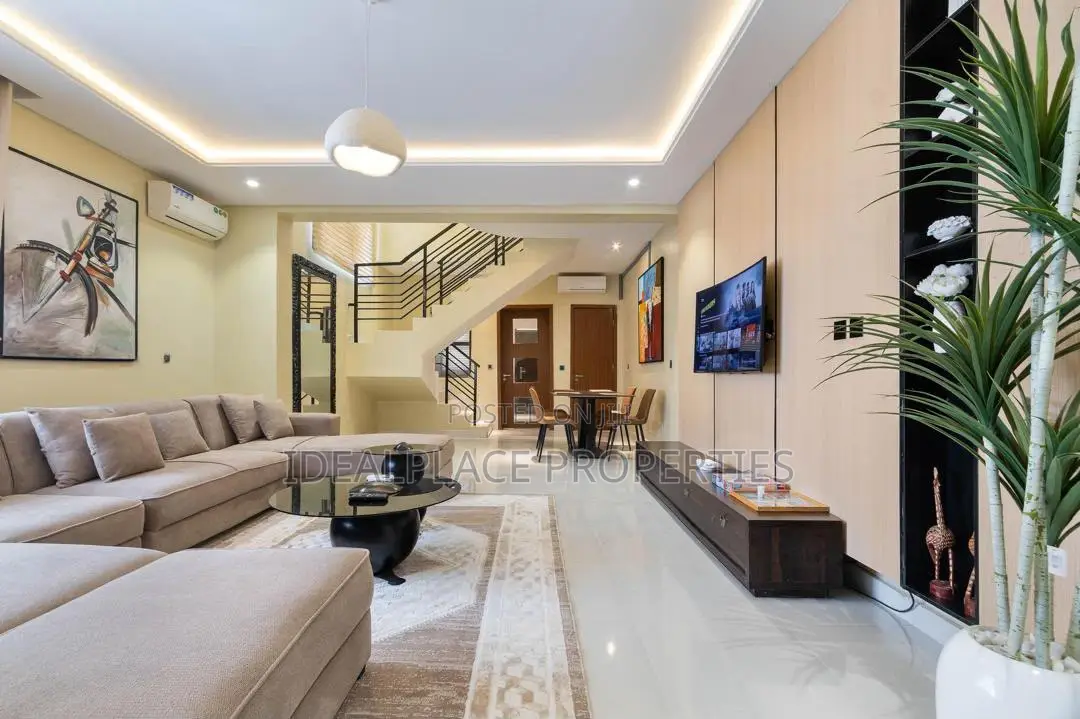 Furnished 2bdrm Maisonette in Lekki Phase 1 for rent in Lekki Phase 1
