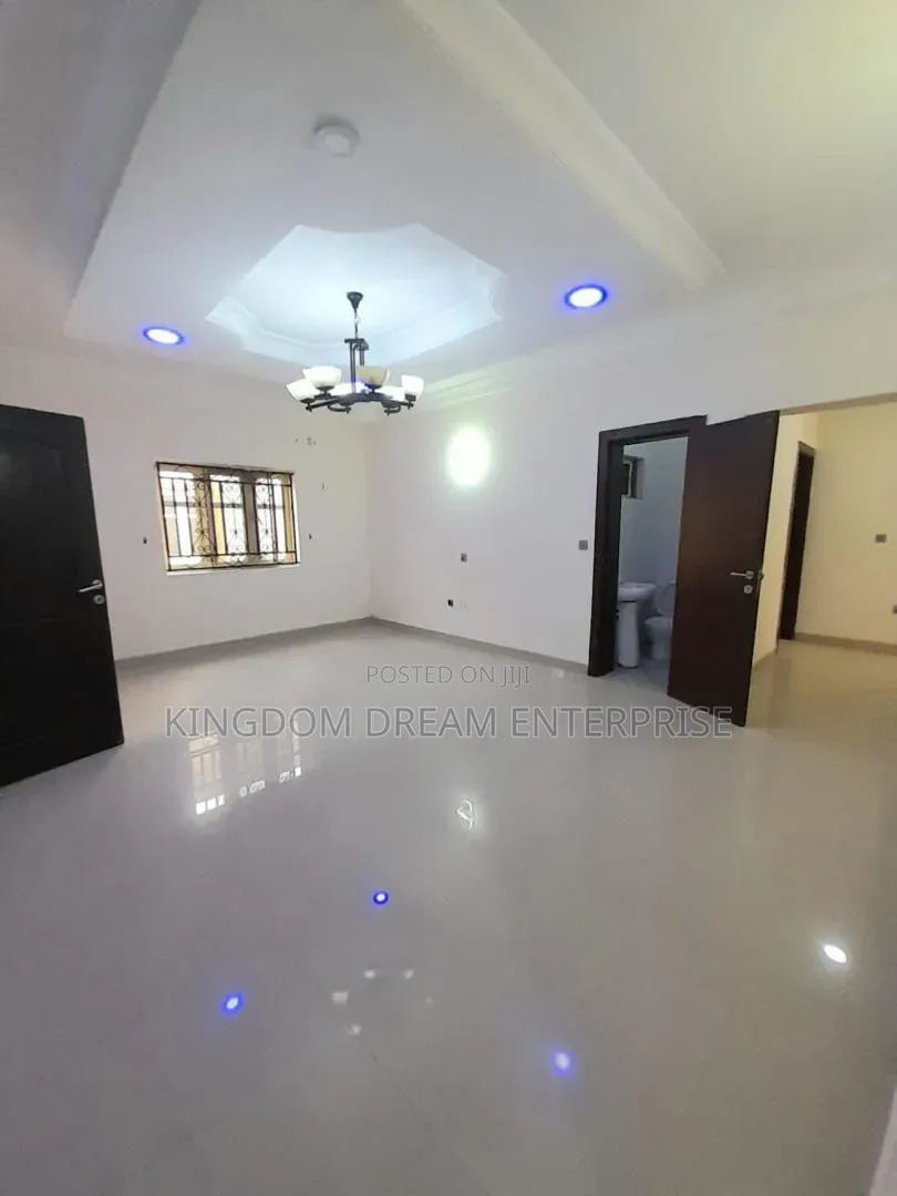 3bdrm Apartment in Thomas Estate Ajah for rent in Thomas Estate