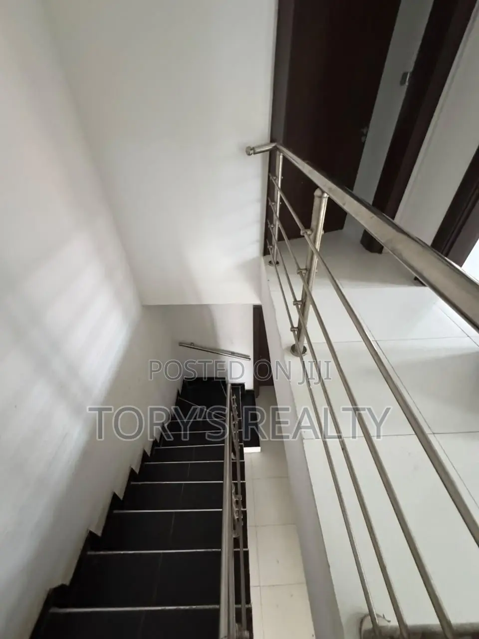 4bdrm Duplex in Ologolo for rent in Ologolo