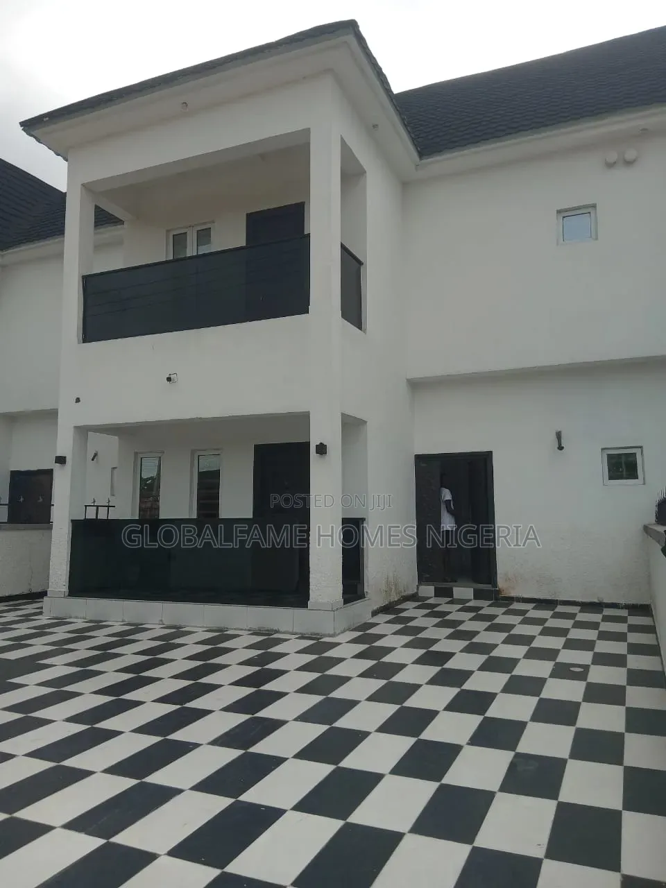 4bdrm Duplex in In An Estate By for rent in Lakowe