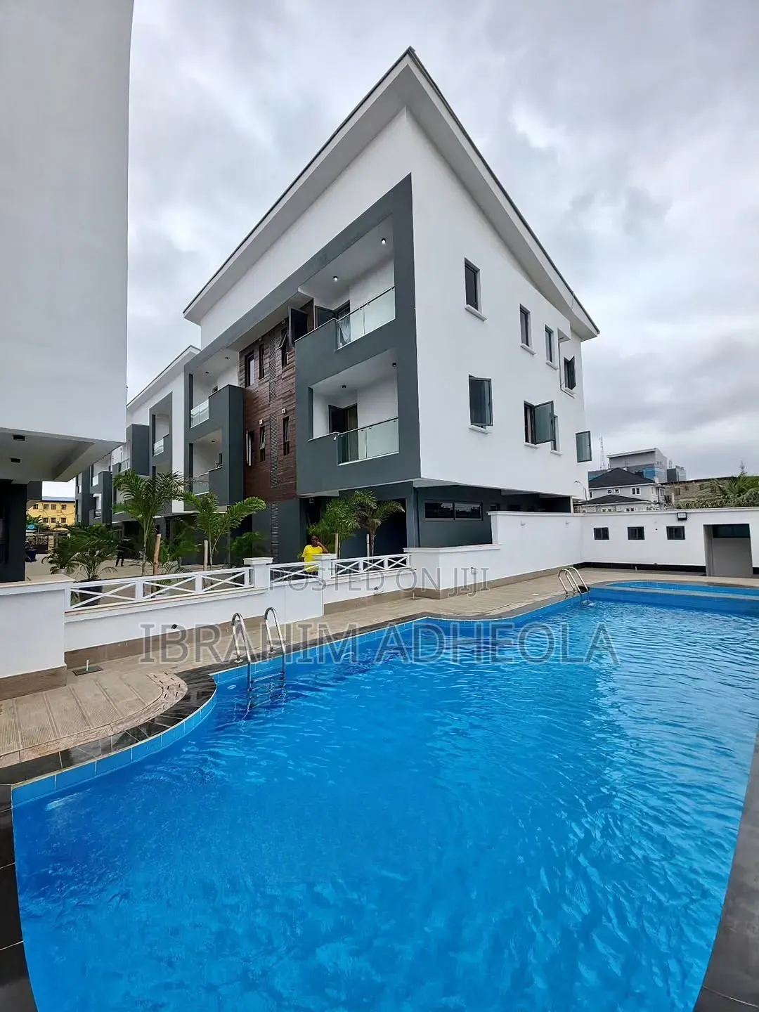 4bdrm Duplex in Ilupeju for rent in Ilupeju Industrial Estate