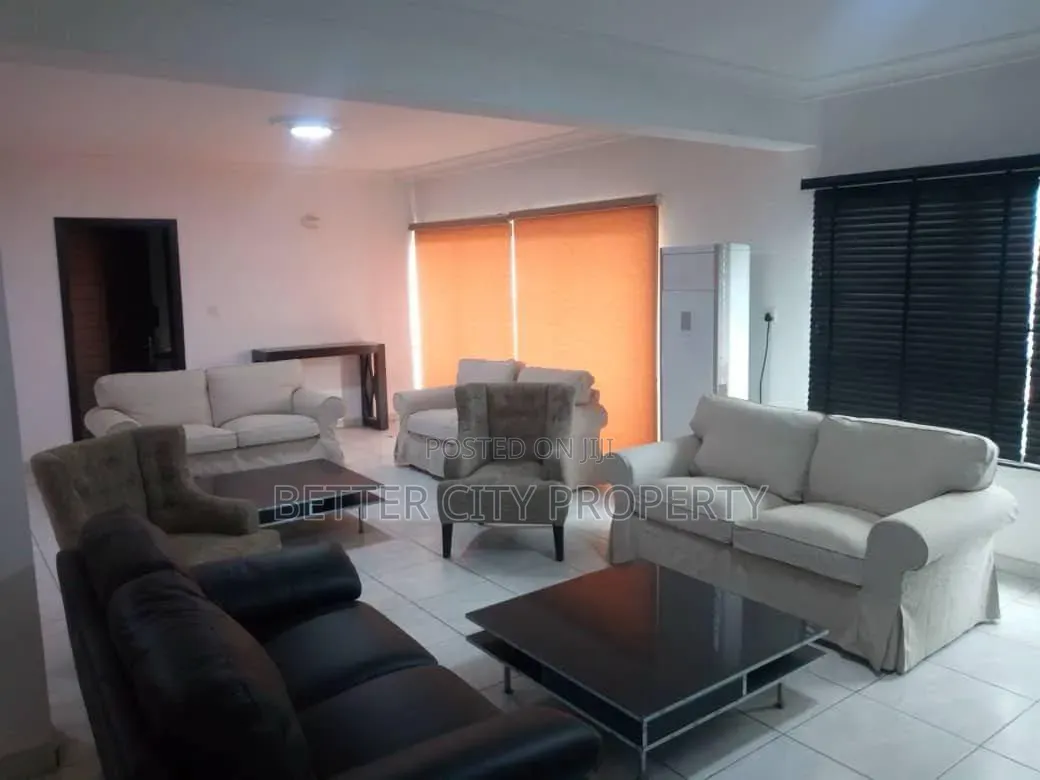Furnished 3bdrm Apartment in In Secured Estate At for rent in Mende