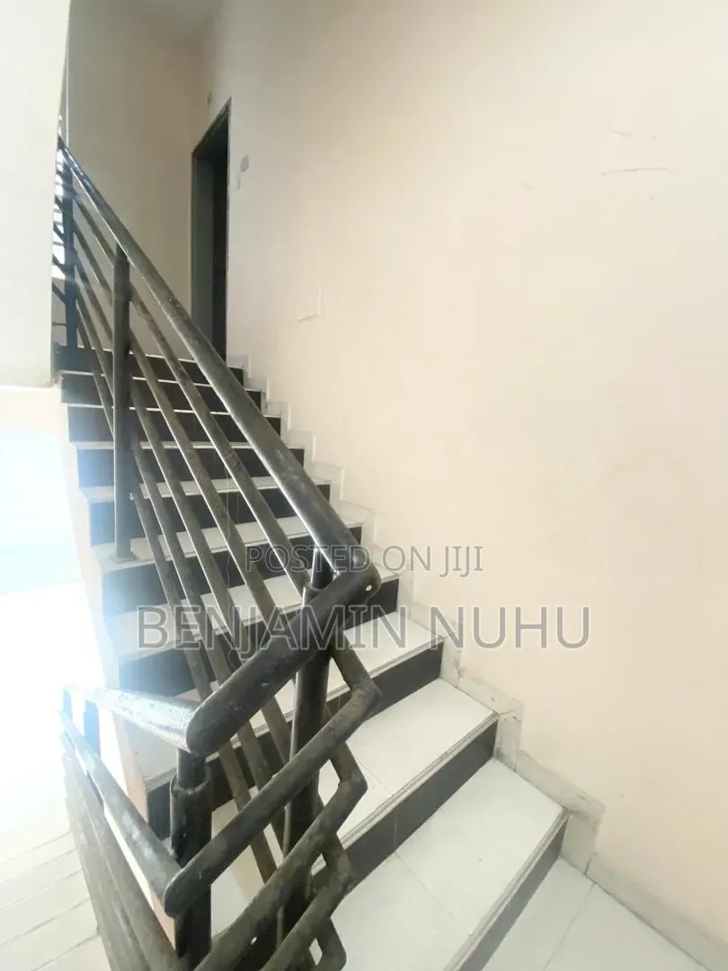 3bdrm Apartment in Lekki Phase 1 for rent in Lekki Phase 1