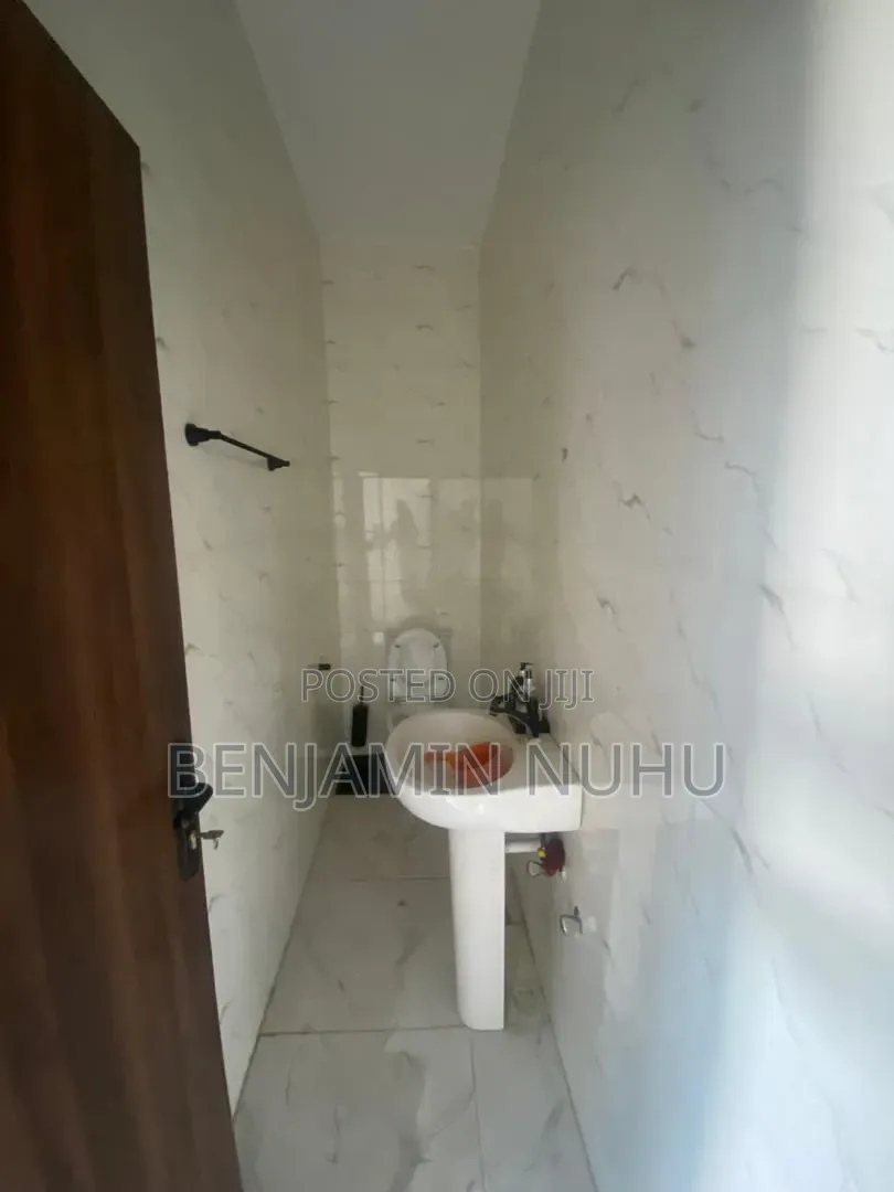 3bdrm Apartment in Lekki Phase 1 for rent in Lekki Phase 1