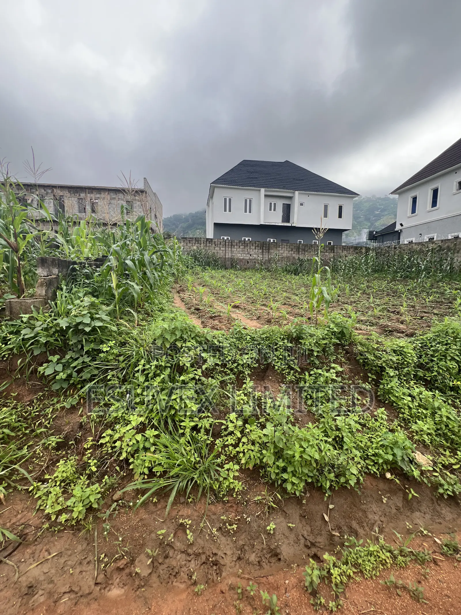 330sqm Plot of Land for Sale in Dawaki in Dawaki