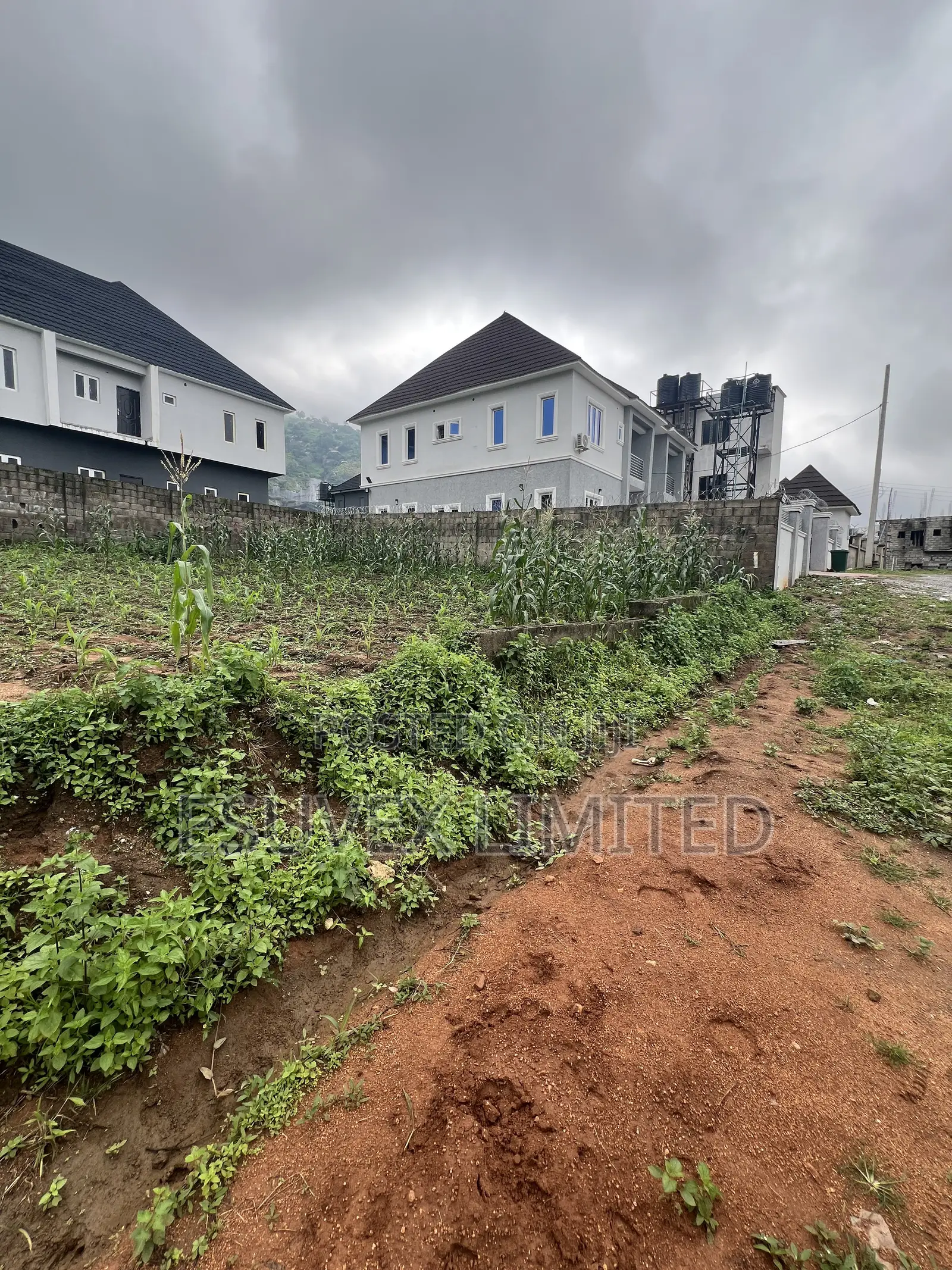 330sqm Plot of Land for Sale in Dawaki in Dawaki