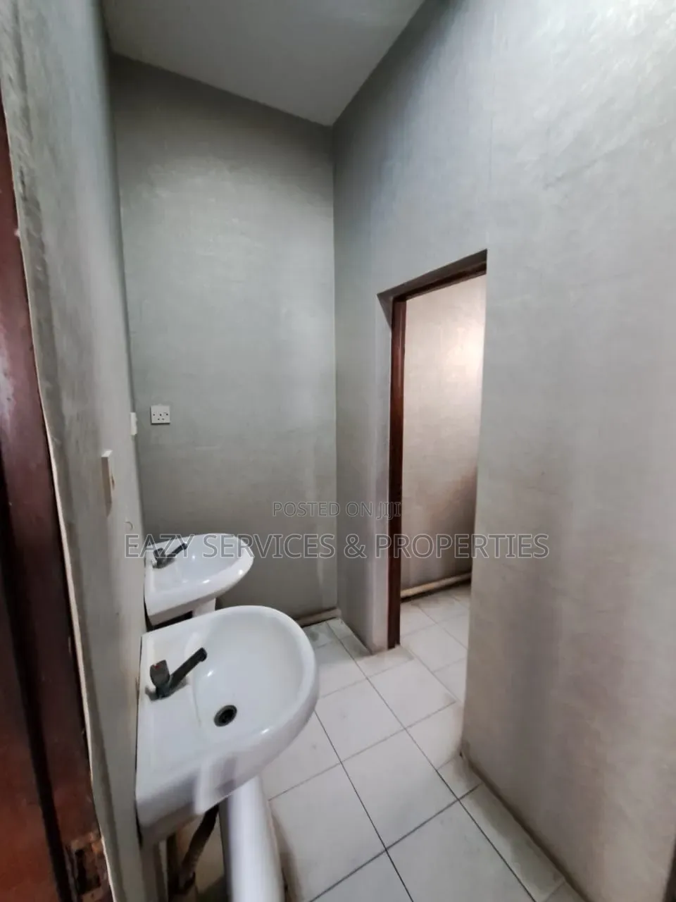 205sqm Office Space Off Ajose Adeogun, Victoria Island in Victoria Island Extension