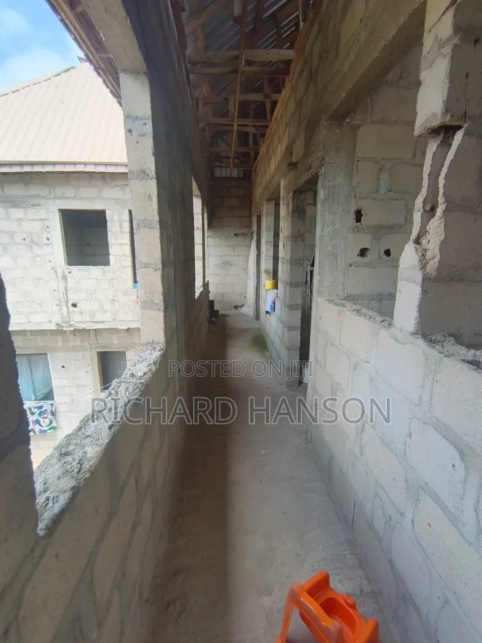 8bdrm Block of Flats in Awoyaya for sale in Awoyaya