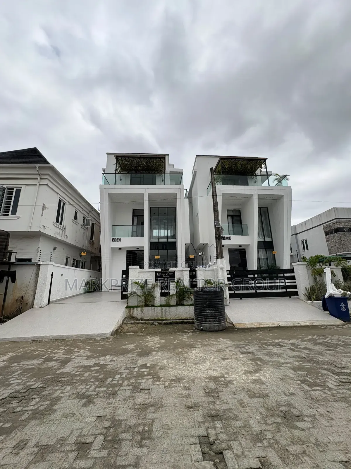5bdrm Duplex in Lekki Conservative for sale in Lekki Expressway