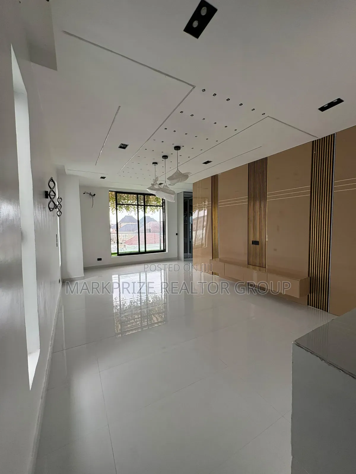 5bdrm Duplex in Lekki Conservative for sale in Lekki Expressway