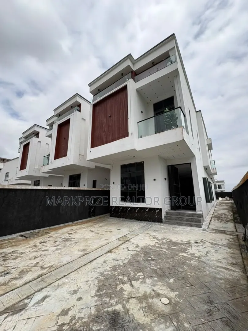 5bdrm Duplex in Lekki Conservative for sale in Lekki Expressway