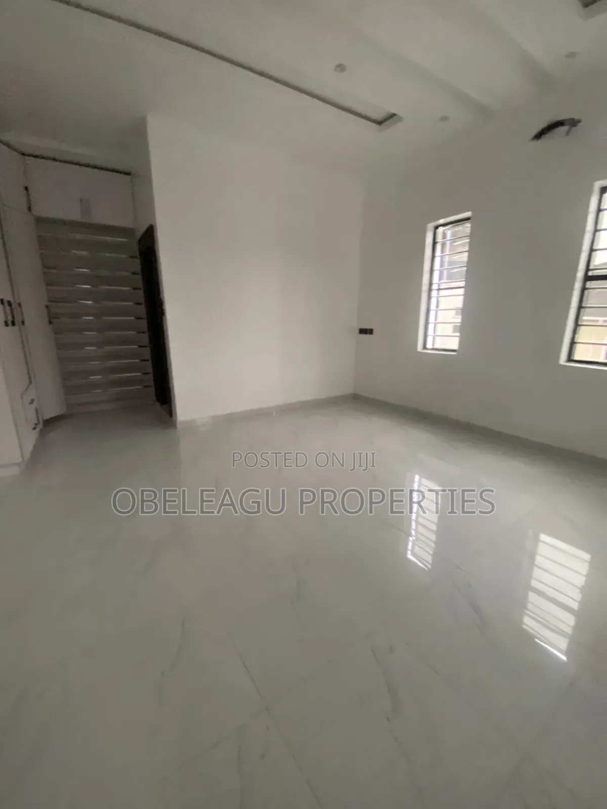 13bdrm Block of Flats in Startimes, Okota for sale in Okota
