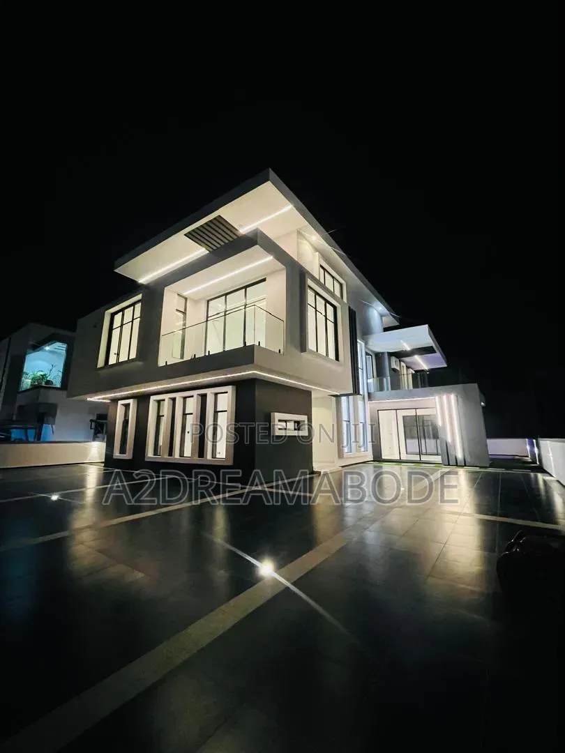 5bdrm Duplex in Orchid, Ikota for sale in Ikota