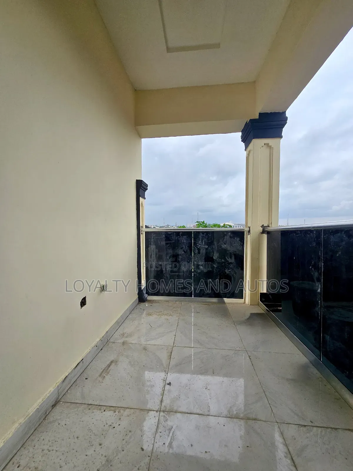 3bdrm Apartment in Opebi for sale in Opebi