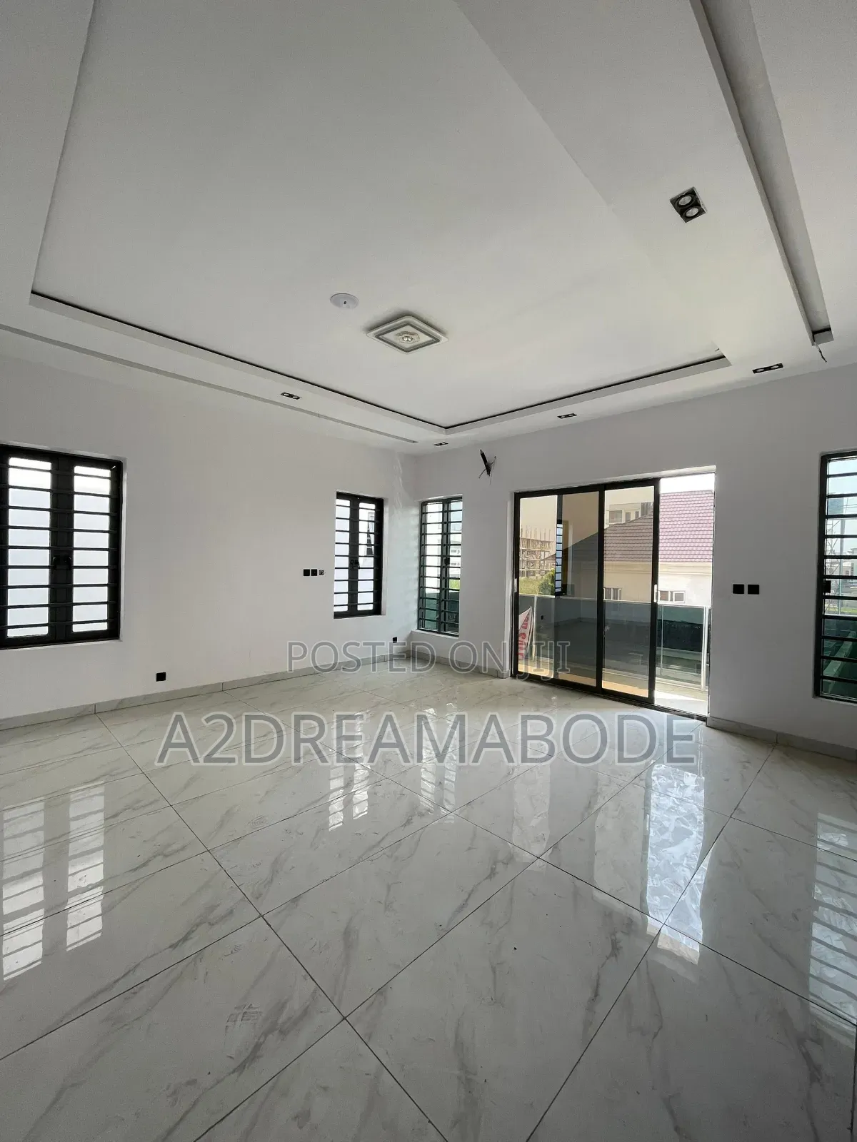 4bdrm Duplex in Ikate for sale in Ikate