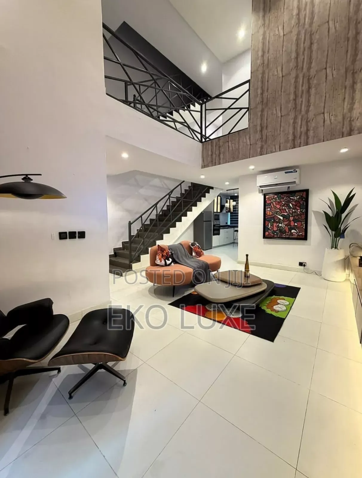 Luxury 1 Bedroom Maisonette Lekki Phase1 Admiralty Way in Lekki Phase 1