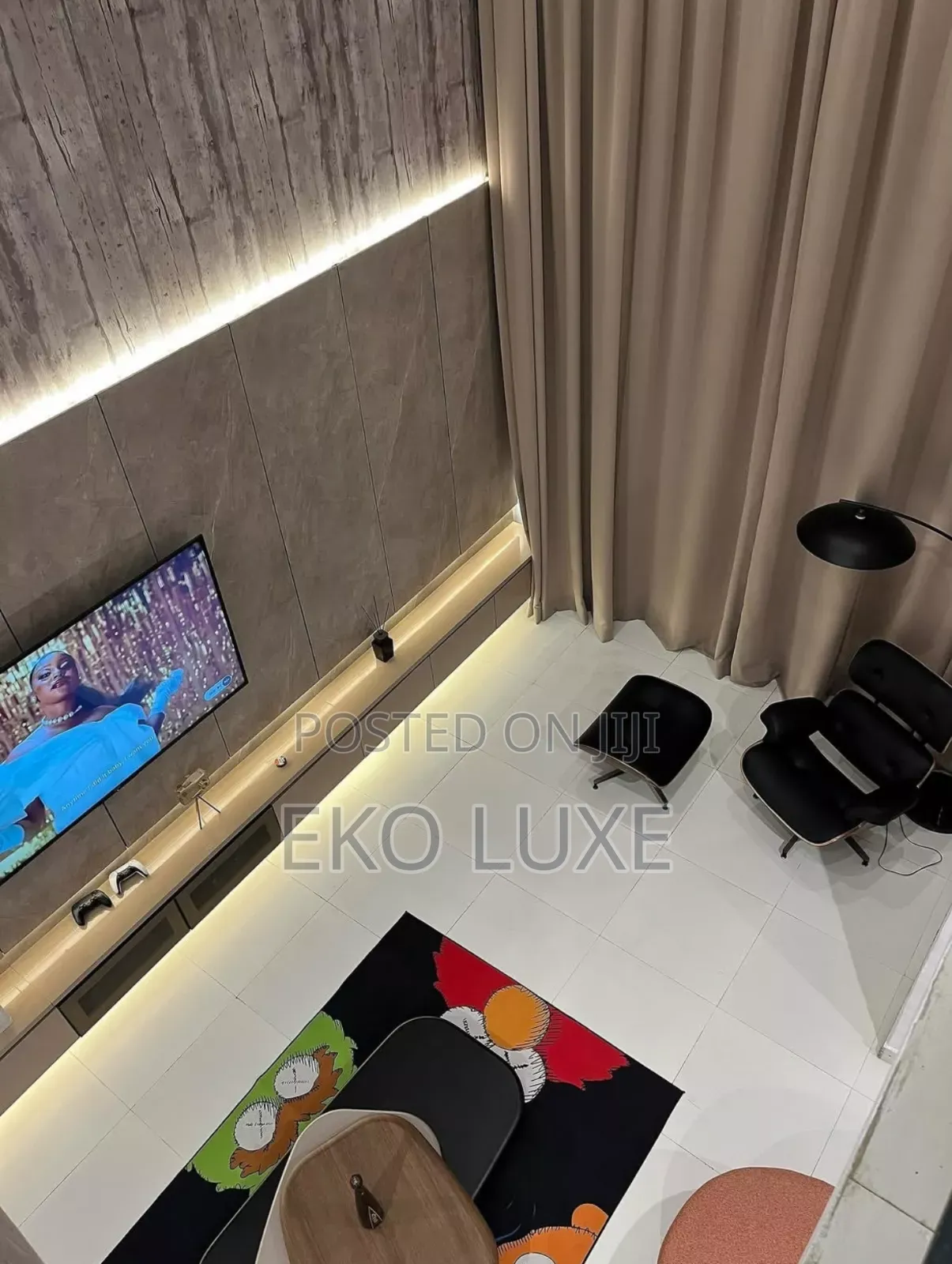 Luxury 1 Bedroom Maisonette Lekki Phase1 Admiralty Way in Lekki Phase 1