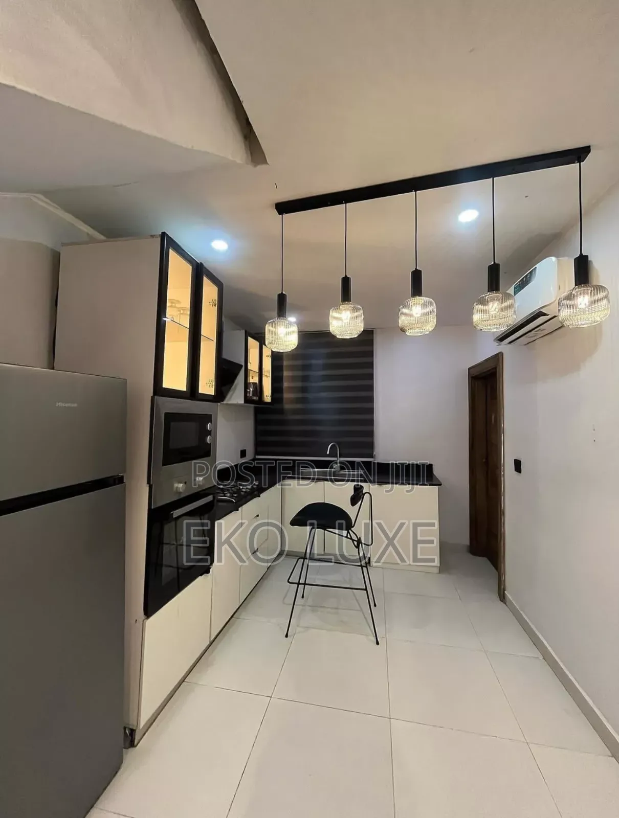 Luxury 1 Bedroom Maisonette Lekki Phase1 Admiralty Way in Lekki Phase 1