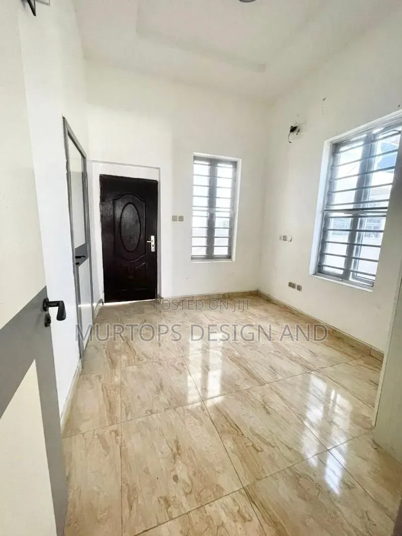 Mini Flat in Royal Pines, Lekki Phase 2 for rent in Lekki Phase 2