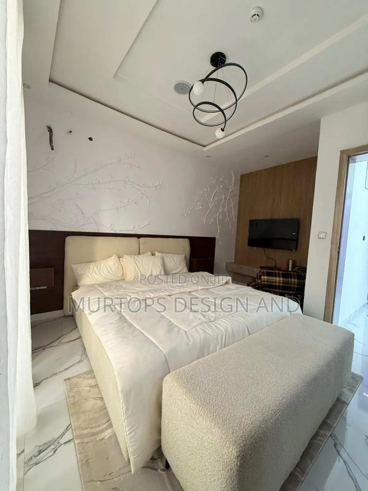 5bdrm Townhouse/Terrace in Osapa london for sale in Osapa london