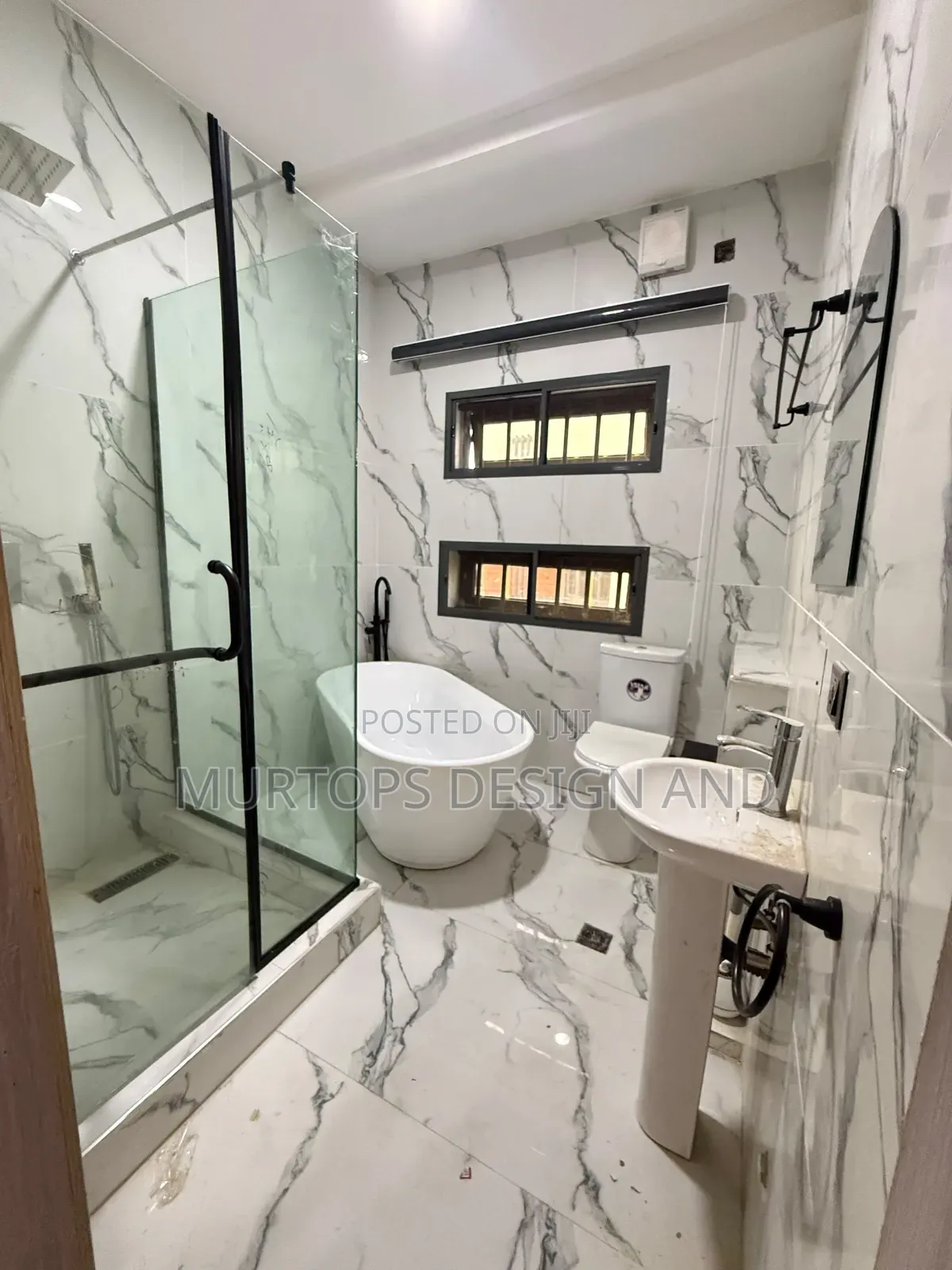 5bdrm Townhouse/Terrace in Osapa london for sale in Osapa london