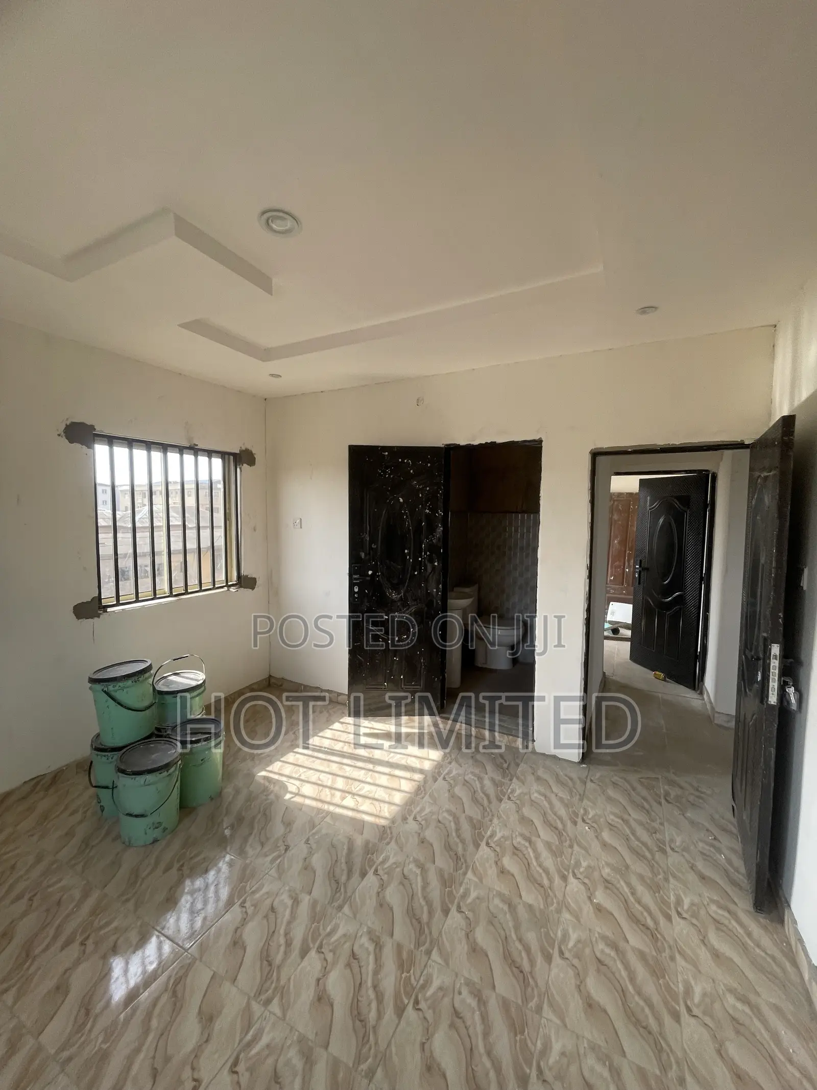 2bdrm Block of Flats in Somefun Street, Pen Cinema for rent in Pen Cinema