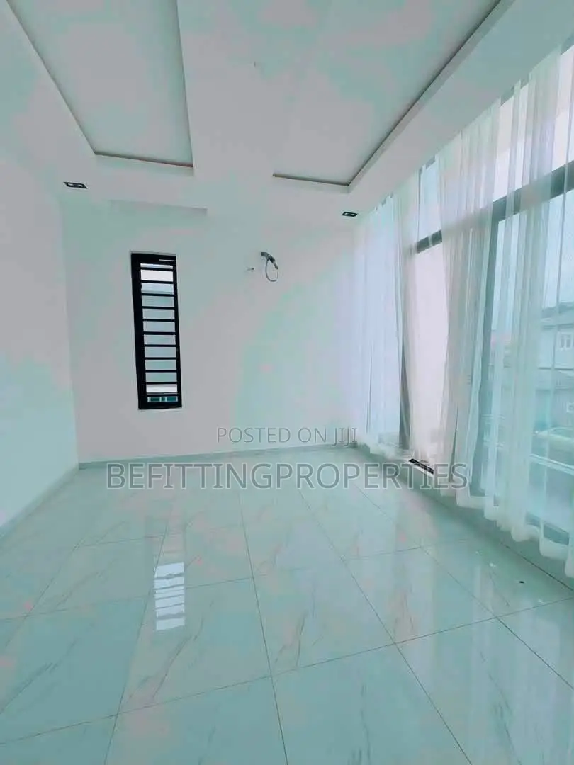4bdrm Duplex in Magodo for sale in Magodo